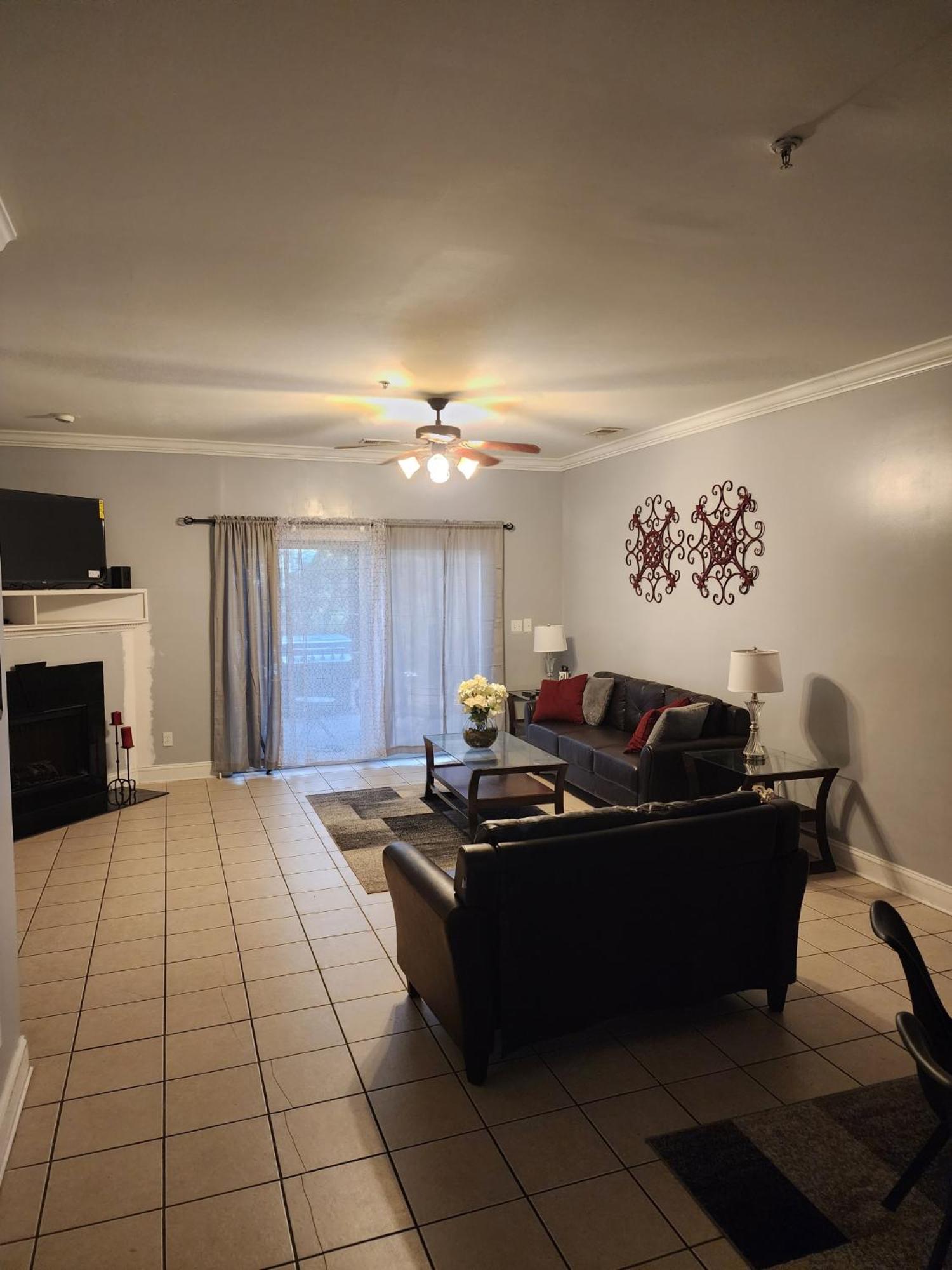 Private Room Balcony And Bathroom In Charleston Exterior foto